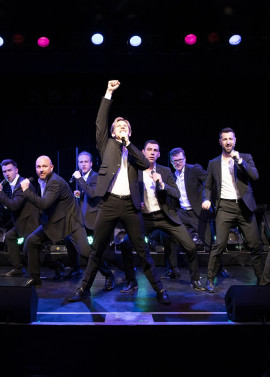Ein Genuss für Ihre Sinne - „The 12 Tenors“ im Tipi am Kanzleramt am 18.06.24.